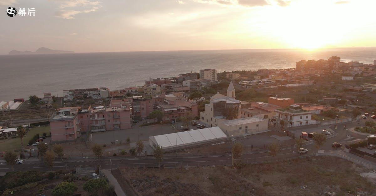 2257025|航拍城镇的海岸线日出时地平线4KCC0视频素材插图 2257025|航拍城镇的海岸线日出时地平线4KCC0视频素材插图
