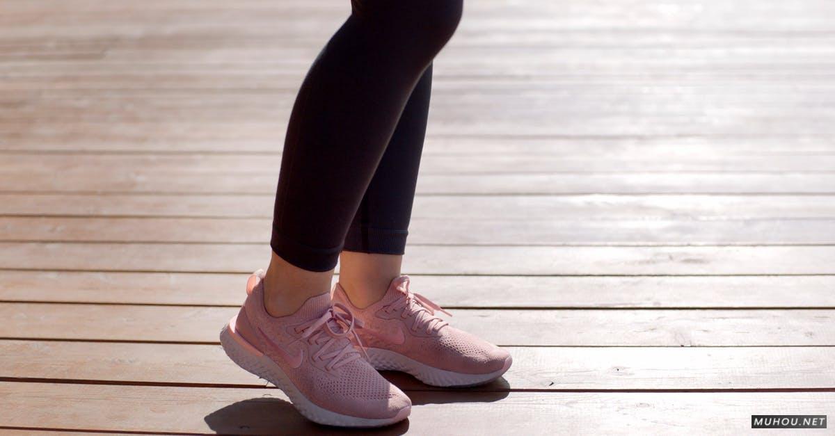 2786546|女孩在湖边跑步喝水健身4KCC0视频素材插图 2786546|女孩在湖边跑步喝水健身4KCC0视频素材插图