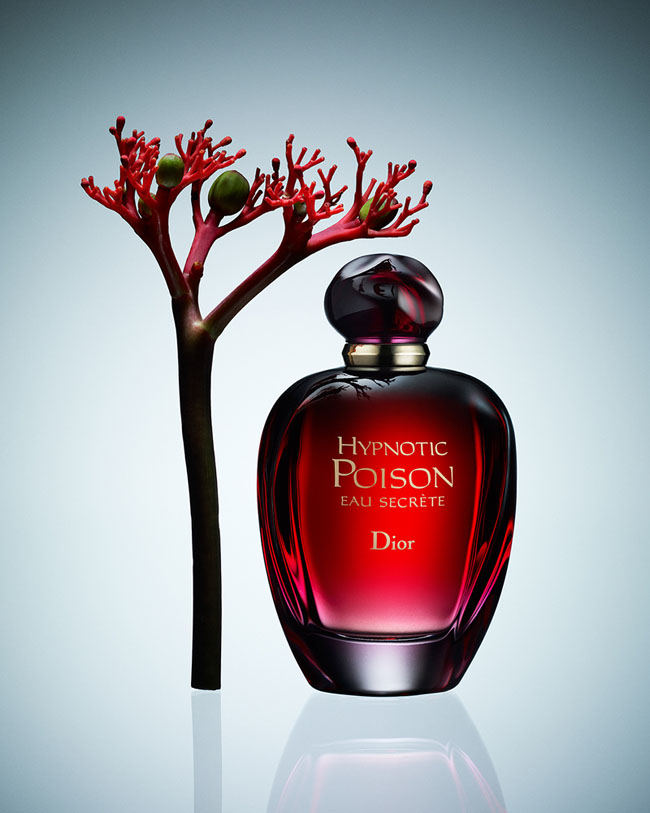 [包装设计]简洁精美的香水包装设计(共6张图)