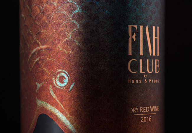 收藏了 Fish Club Wine葡萄酒创意包装设计