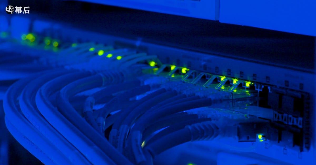 1085656|电脑路由器交换机电缆线CC0视频素材插图