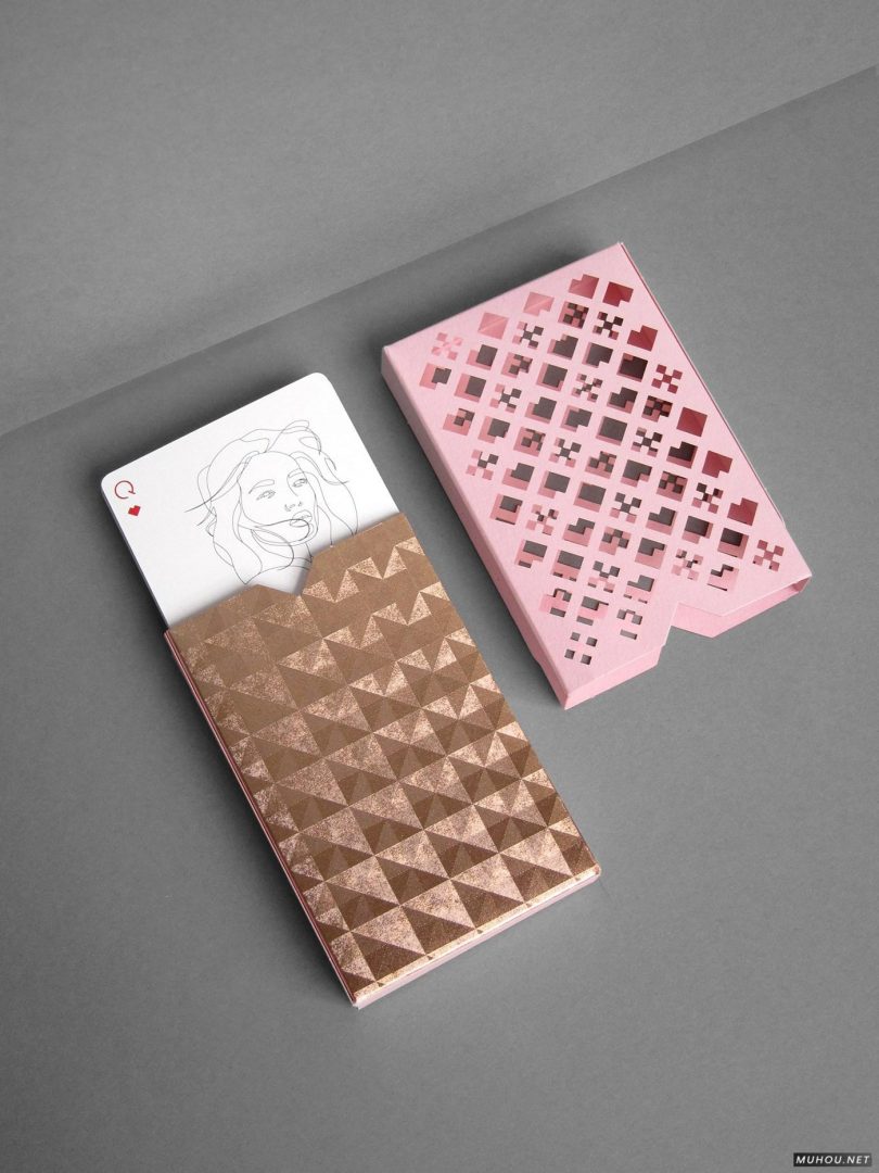 网格镂空印刷工艺海报书籍促销款邀请函扑克牌设计 [43P]