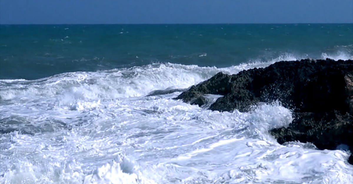 2053566|海浪和礁石慢动作实拍CC0视频素材