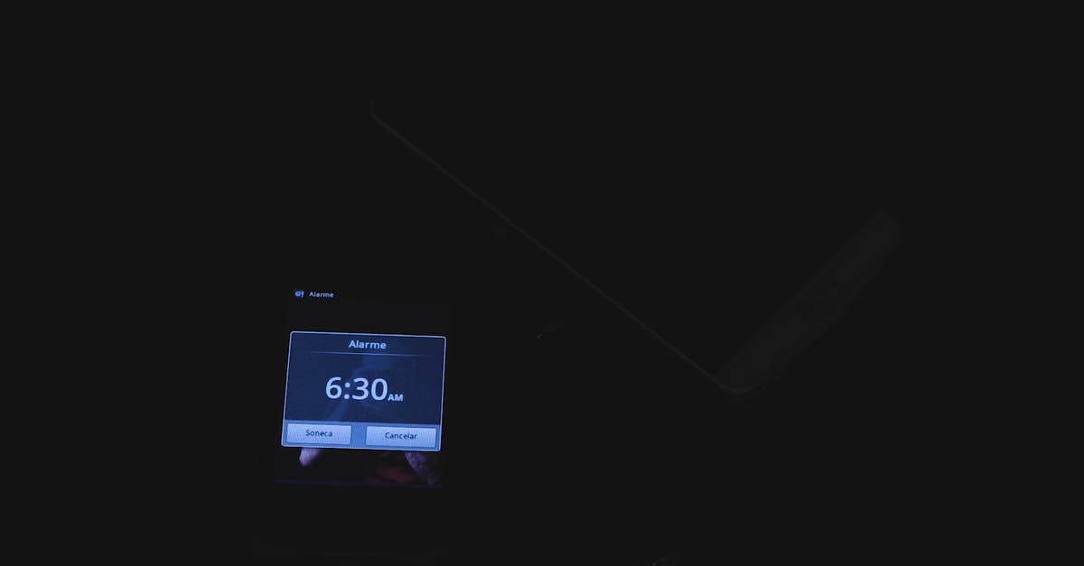 1551489|手机闹钟时间, 晚上的计时器CC0视频素材