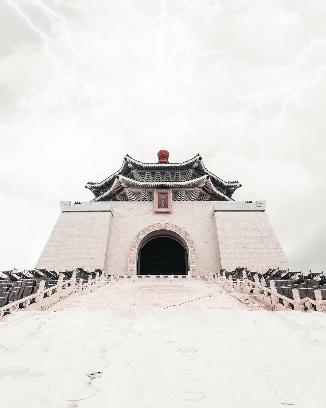 Ins上的宝藏摄影师，带你看遍全球的城市地标