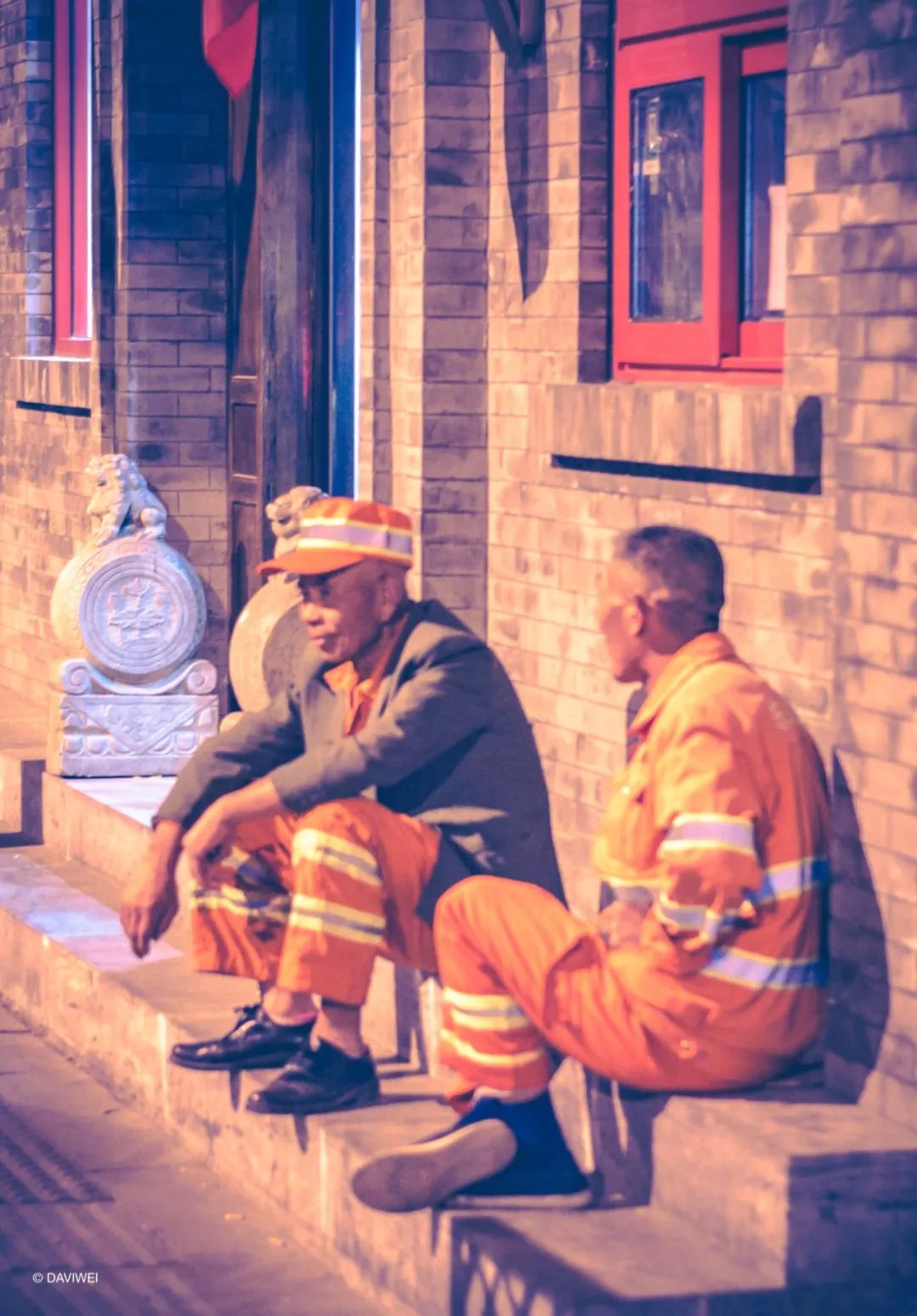 用镜头看见生活，其实我们都是“小丑”