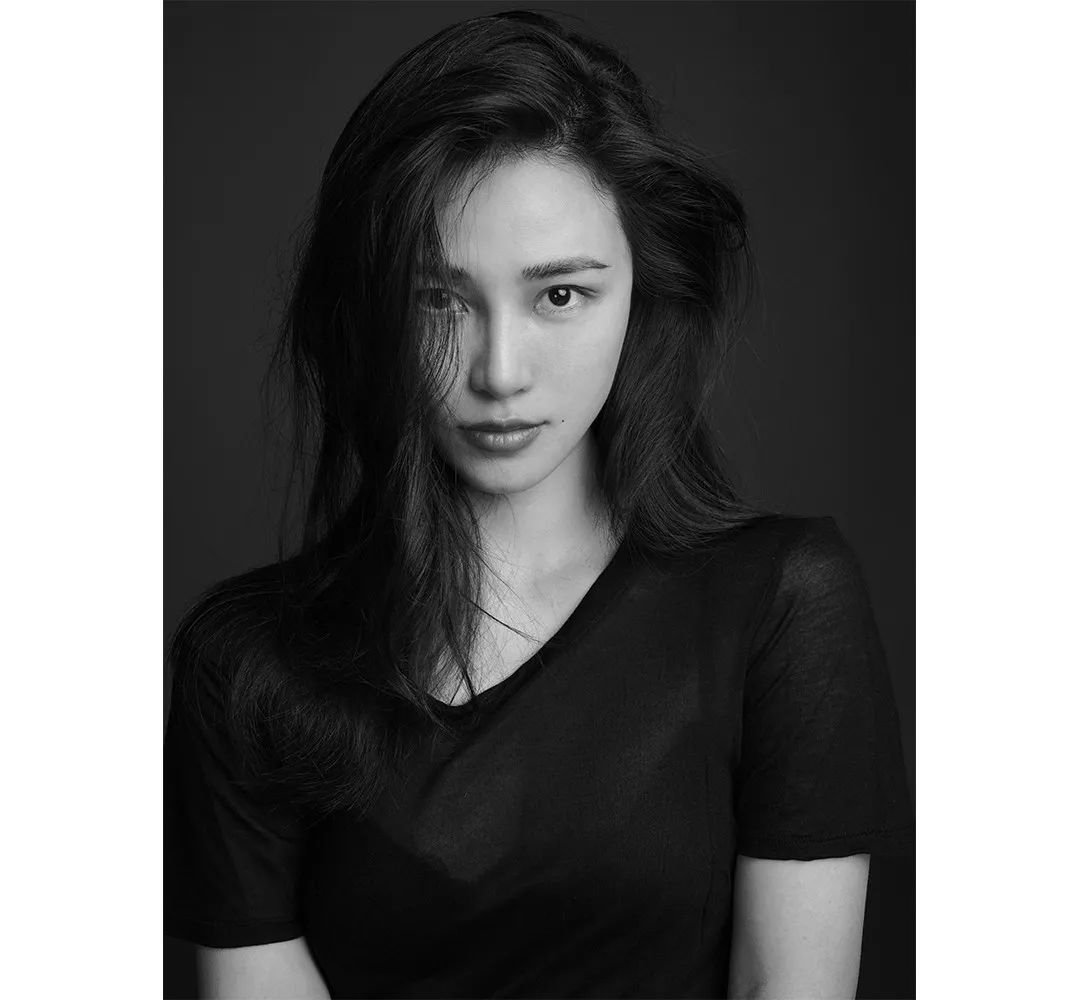 这一次，陈漫竟拍起了快手“网红”