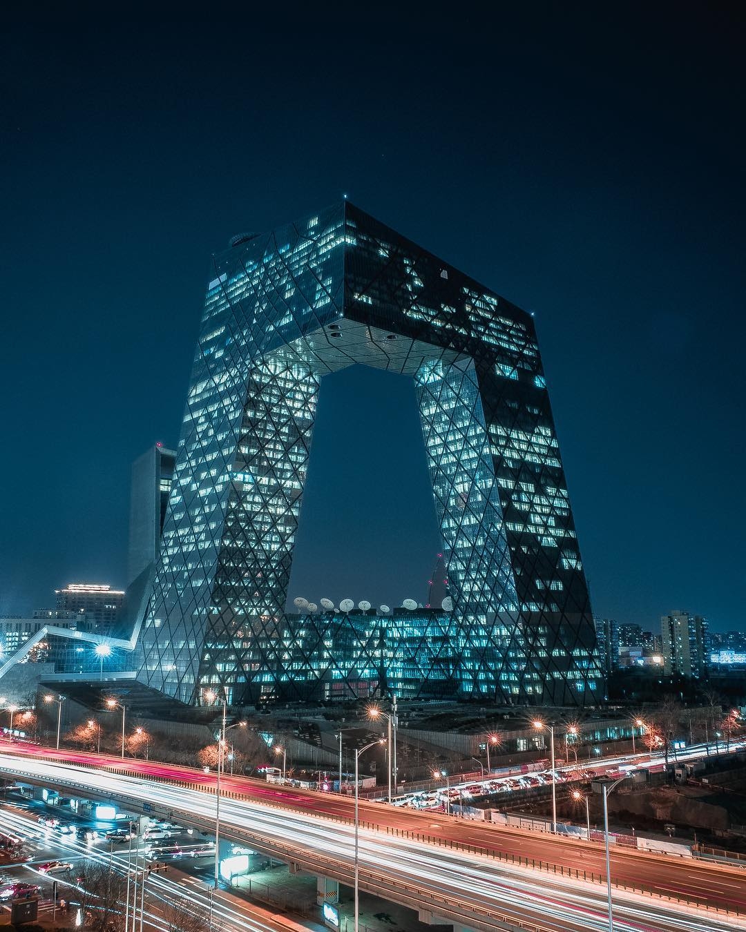 北京戴姆勒大厦图片