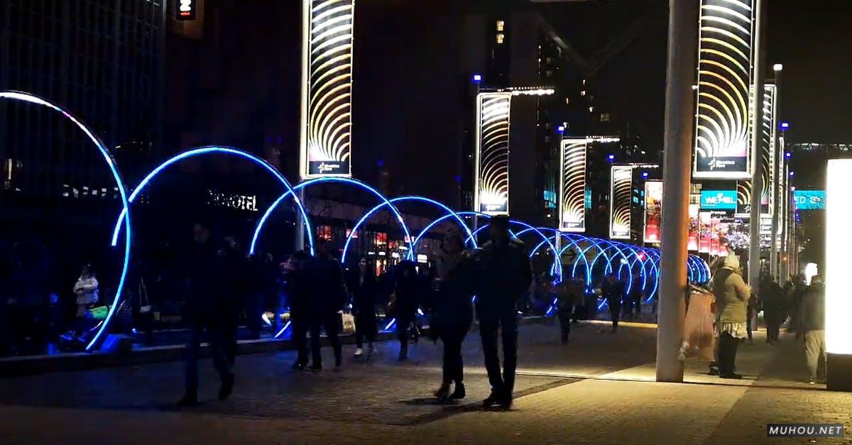 3405726|圣诞气氛的城市广场夜景HDCC0视频素材插图