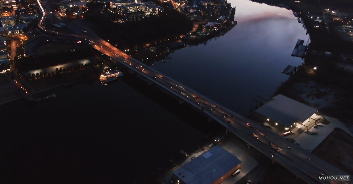 3263404|航拍夜幕降临之时的城市运河4KCC0视频素材插图