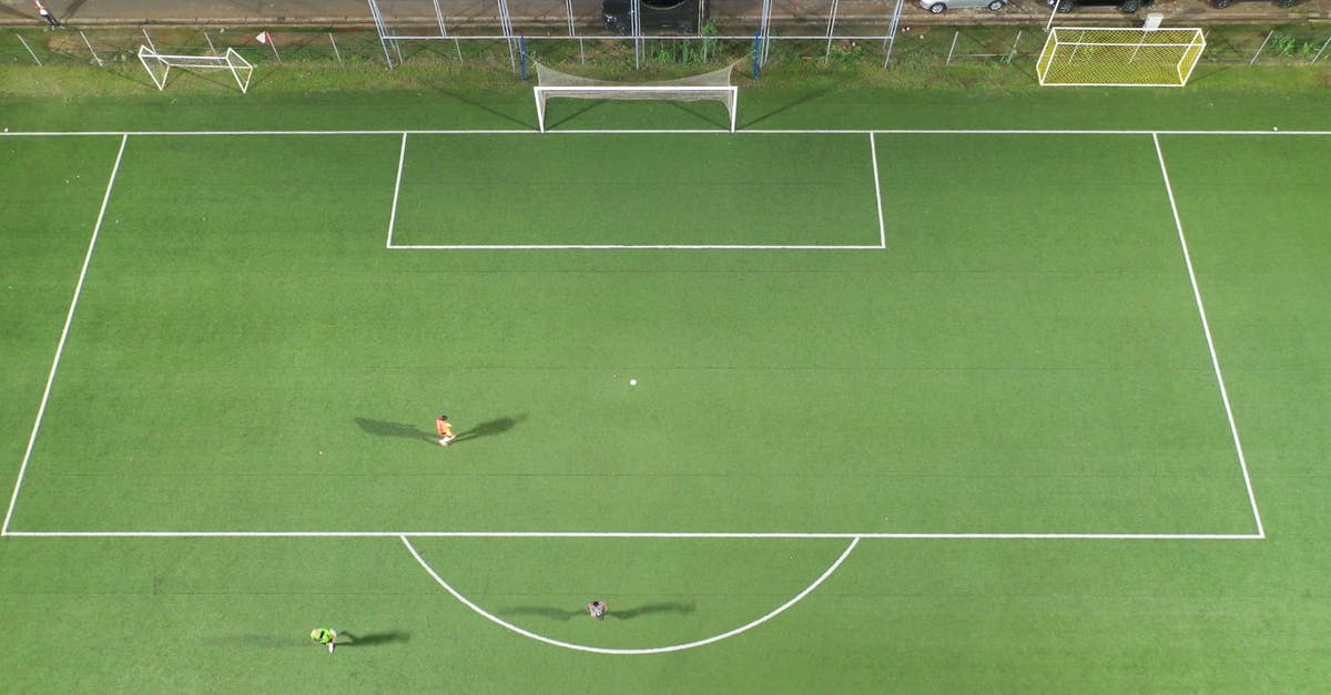 3513657|航拍足球场比赛运动4KCC0视频素材插图