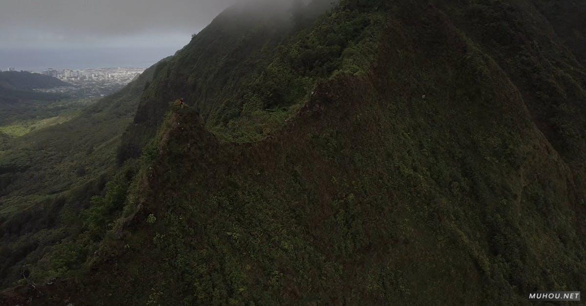 3333439|夏威夷城市景观,山脉大疆DJI拍摄的4KCC0视频素材插图