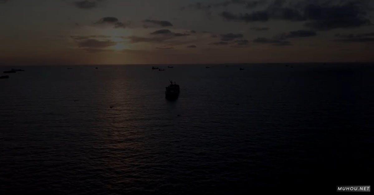 1164976|日出时海上的油轮货船HDCC0视频素材插图