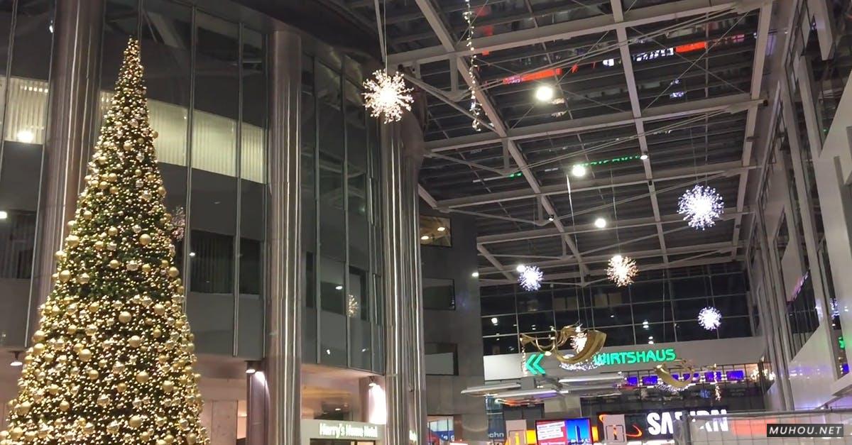 854637|圣诞节城市建造的CC0视频素材插图