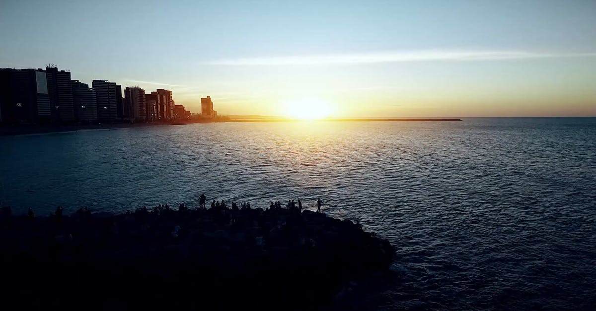 2419566|城市的日出日落海边场景视频素材插图