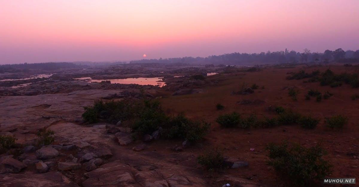 缩略图3533837|黄昏日落, 岩石河水景观大疆DJI拍摄的CC0视频素材