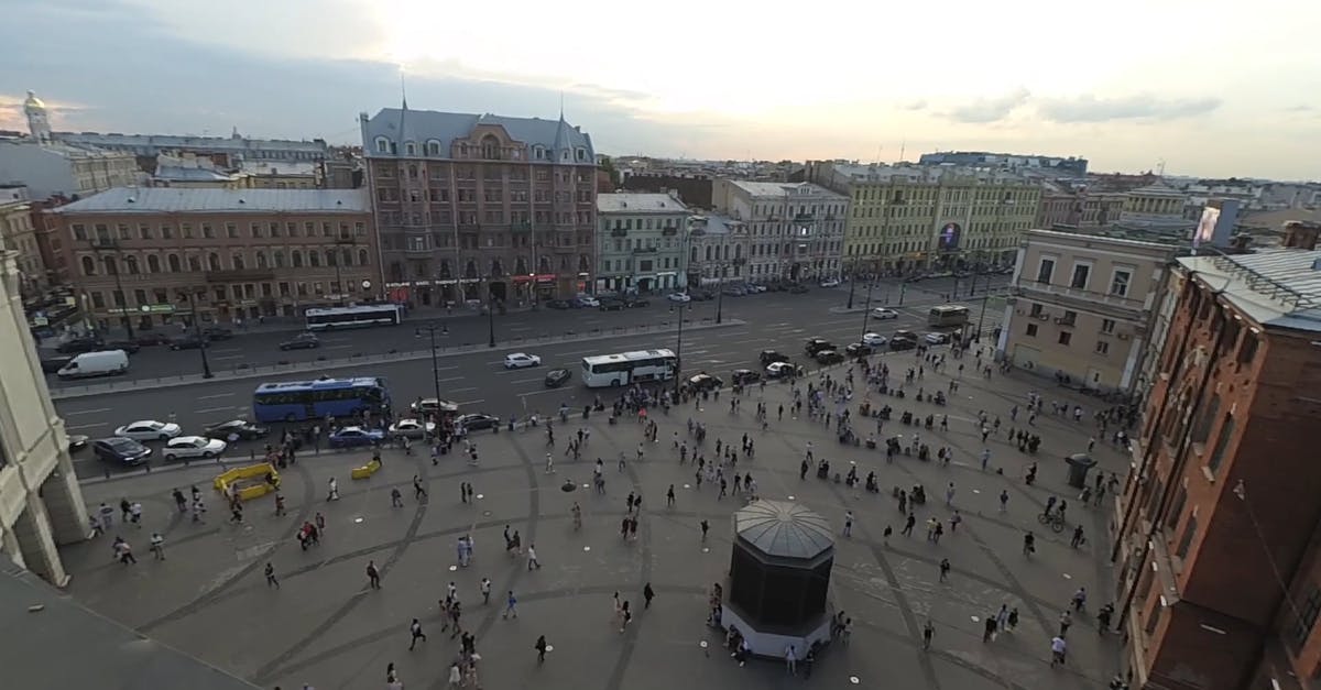 2838630|航拍圣彼得堡的建筑站台CC0视频素材插图