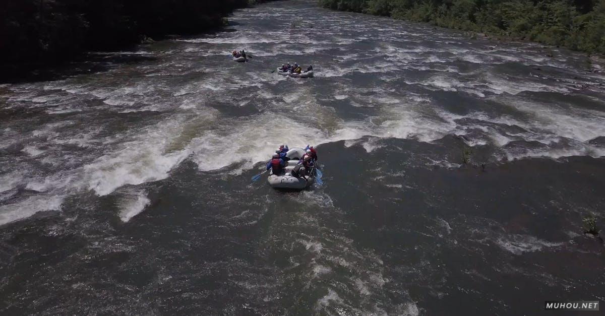 2286306|航拍河流上漂流冒险划桨2KCC0视频素材插图