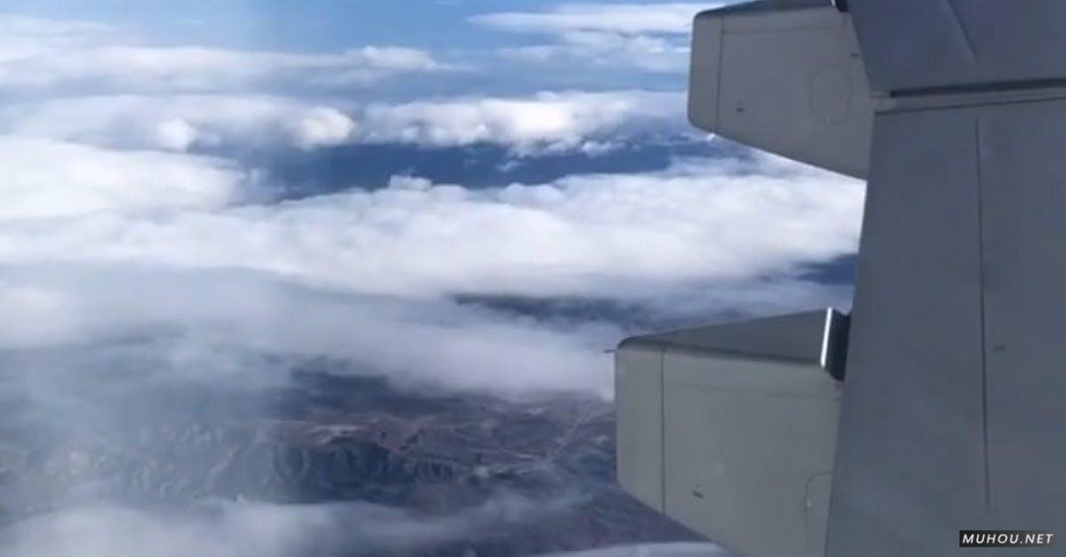 2023708|蓝天白云飞机在天空飞行景观的CC0视频素材插图