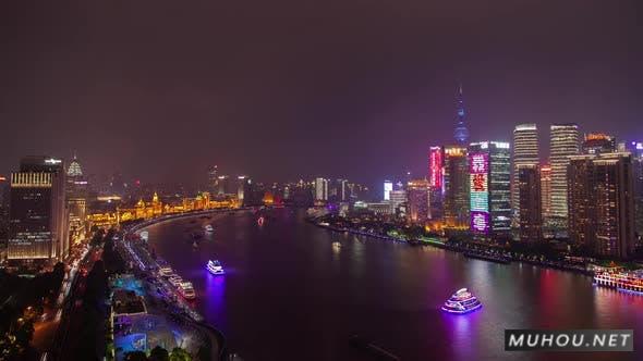 上海摩托艇在中国黄浦航行夜景延时视频素材Shanghai Motorboats Sail Along Huangpu in China Timelapse插图