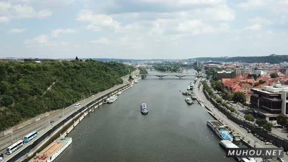 布拉格的河流运河4k视频素材插图