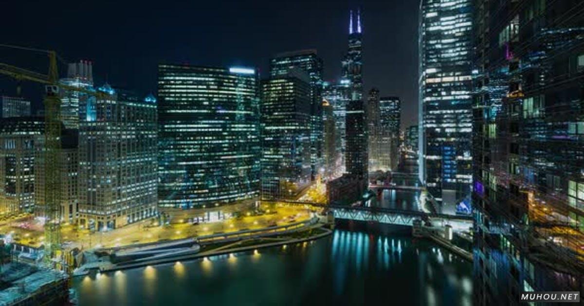 芝加哥河沿岸众多建筑的美丽时光夜景4k视频素材