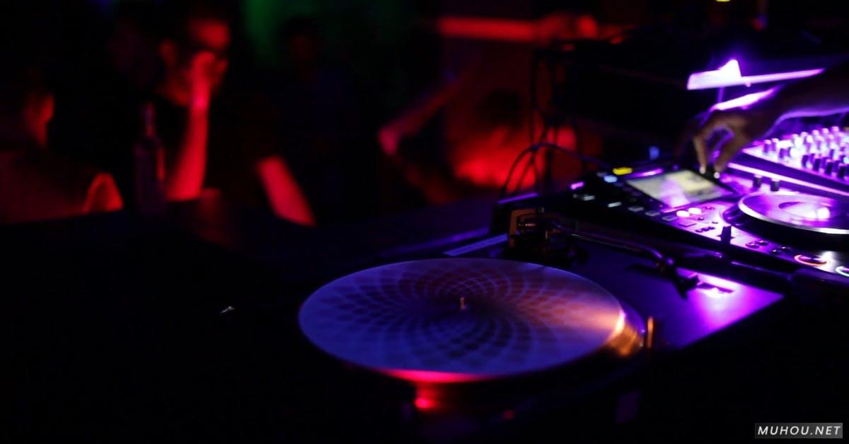 DJ唱片台TECHNO迪斯科舞厅高清CC0视频素材插图