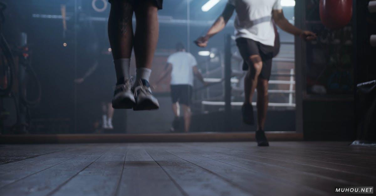 workingout健身房健身跳绳4k高清CC0视频素材