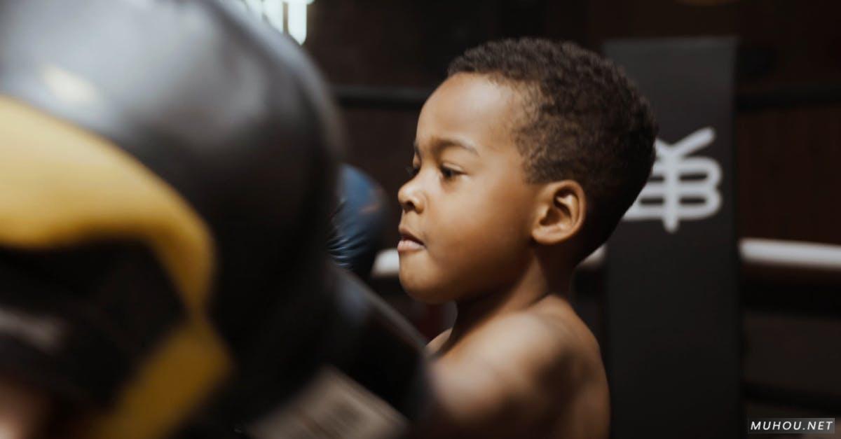 儿童小孩黑人拳击练习免版权MP4格式4K视频下载插图