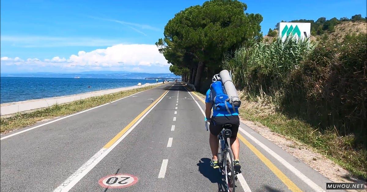 海边公路骑车自行车2k高清CC0视频素材插图