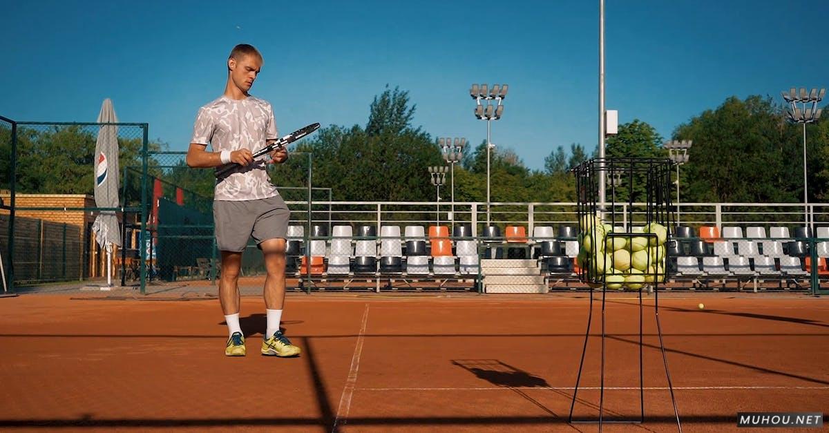男人球场打球网球高清CC0视频素材插图
