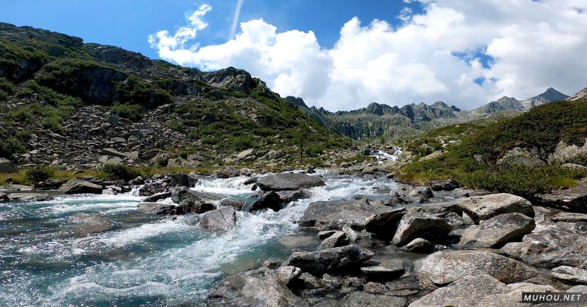 多洛米蒂山脉山脉的水流4k高清CC0视频素材
