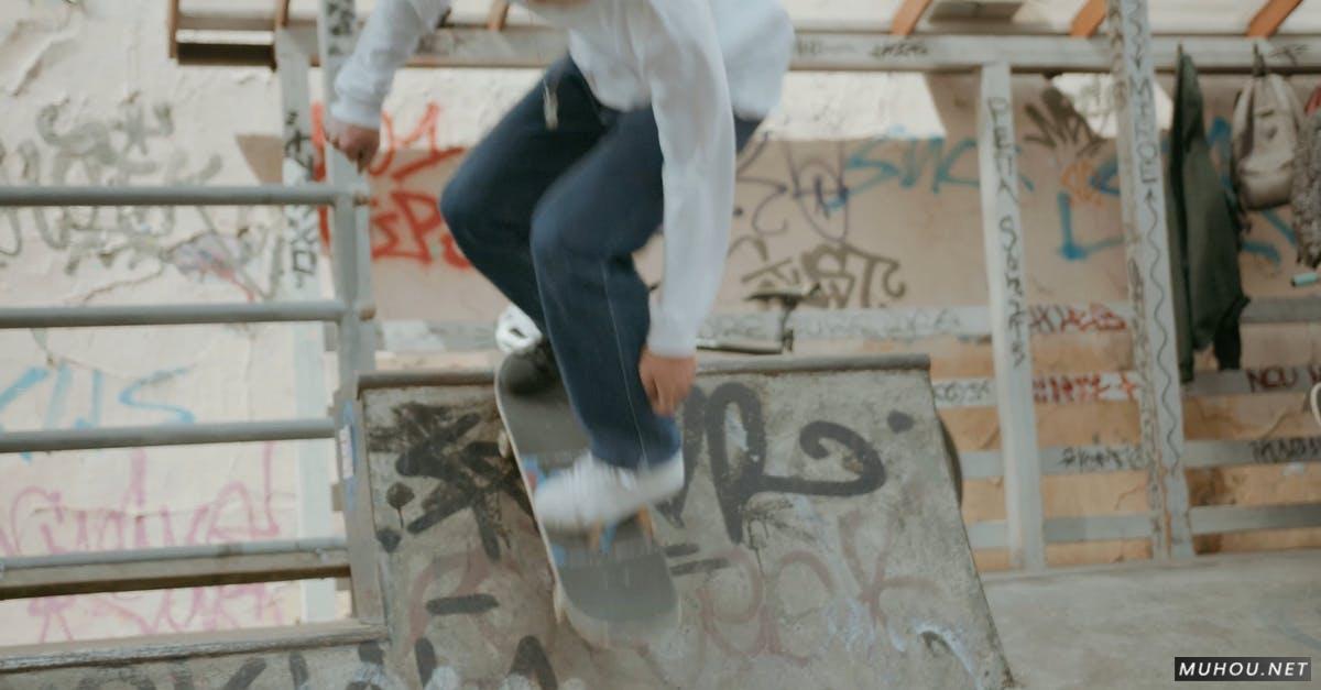 花式滑板运动跳跃4K视频下载插图