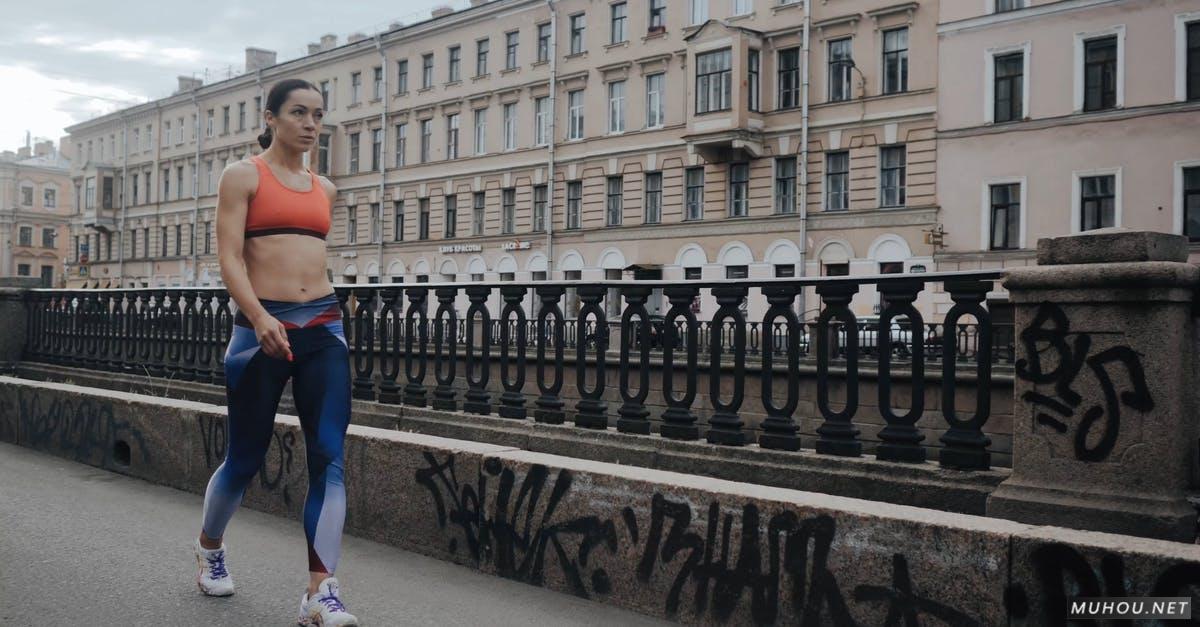 德国女人健身运动4k视频下载插图