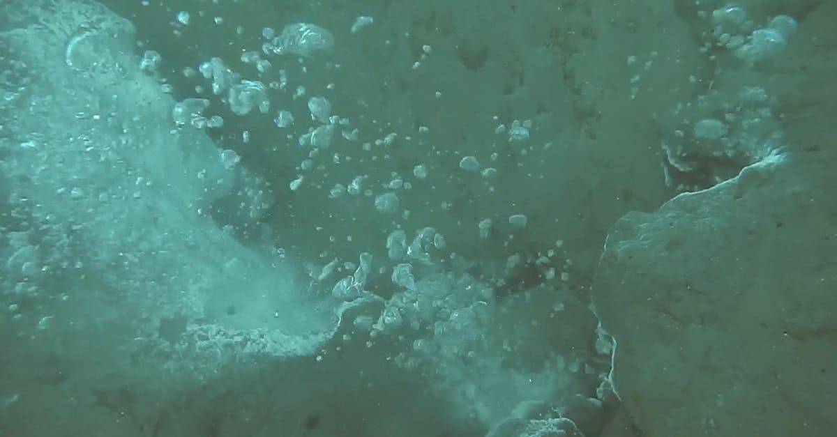 水下火山气泡热气CC0视频素材插图