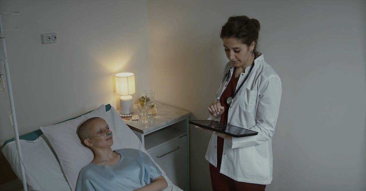 医院中乐观的女性病人4k高清CC0视频素材插图