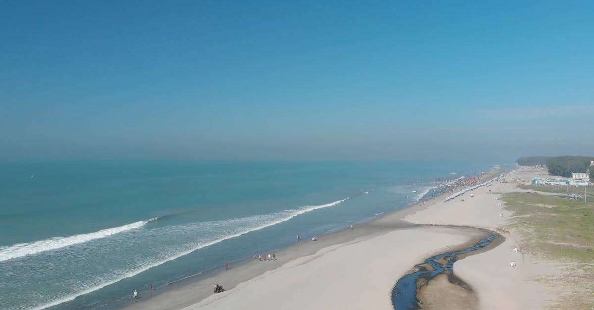 无人机航拍海边的风景2k高清CC0视频素材