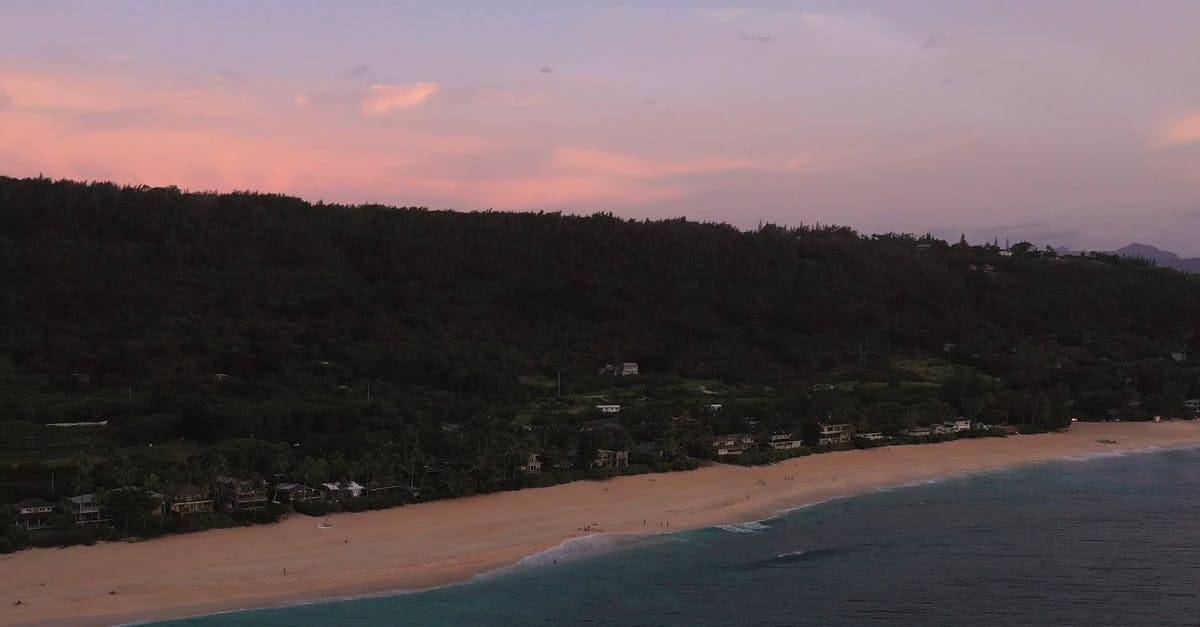 夏威夷海滩夕阳的颜色航拍4K高清CC0视频素材插图