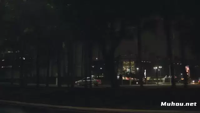 夜间城市中的汽车视频素材