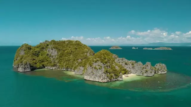 荒岛海上无人岛屿航拍视频素材